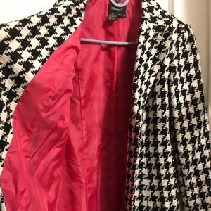 Houndstooth coat